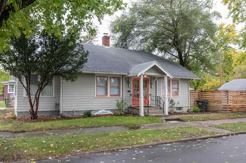 927 E Fox St, South Bend, IN 46613 photo 3