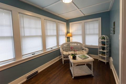 927 E Fox St, South Bend, IN 46613 photo 9