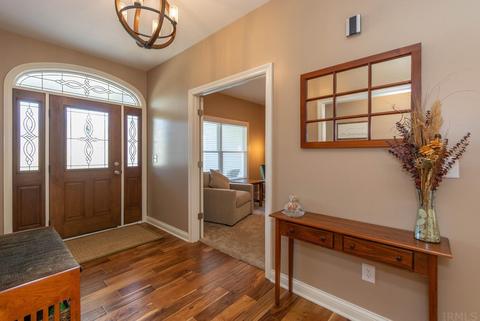 2516 E Manor Ct, Bloomington, IN 47401 photo 4
