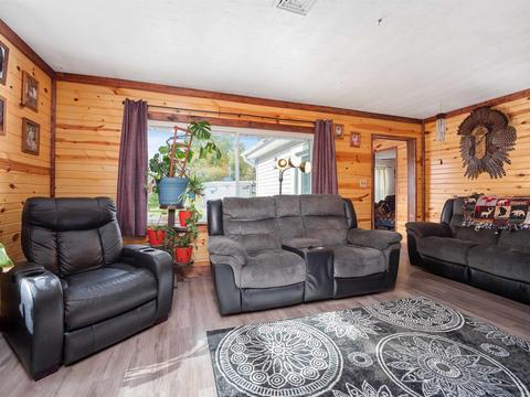 6823 Front St, Spencerville, IN 46788 photo 13