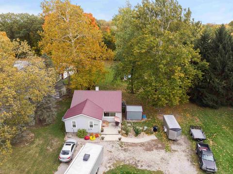 6823 Front St, Spencerville, IN 46788 photo 3