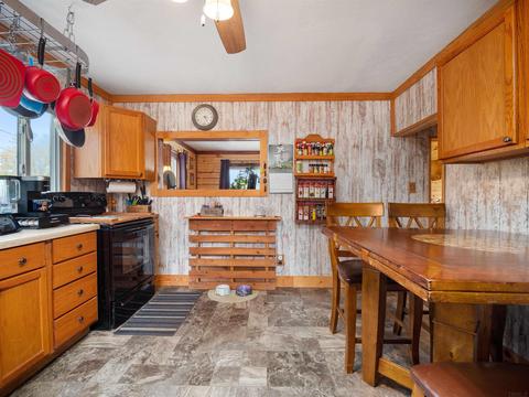 6823 Front St, Spencerville, IN 46788 photo 22
