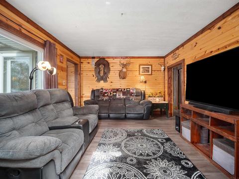 6823 Front St, Spencerville, IN 46788 photo 12