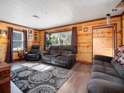 6823 Front St, Spencerville, IN 46788 photo 14