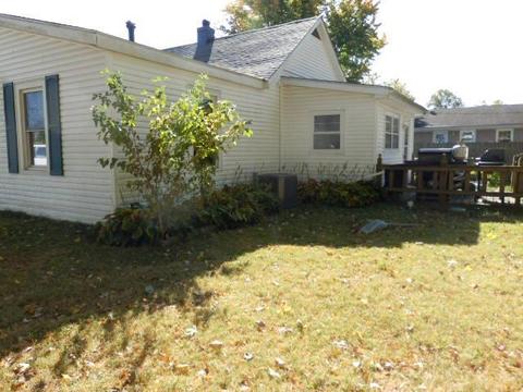 1120 N Marion St, Mitchell, IN 47446 photo 13