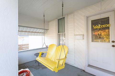 703 E Walnut St, Greentown, IN 46936 photo 3
