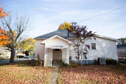 703 E Walnut St, Greentown, IN 46936 photo 4