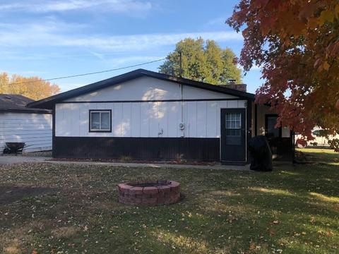 1301 8th St, Covington, IN 47932 photo 3