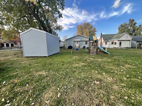 620 W Frank St, Mitchell, IN 47446 photo 32
