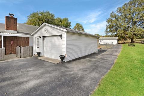 122 E Olive Dr, Princeton, IN 47670 photo 29