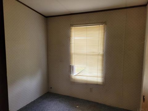 514 E Wells Ave, Mitchell, IN 47446 photo 9