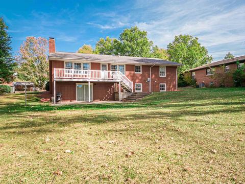 409 Reyling Dr, Jasper, IN 47546 photo 5