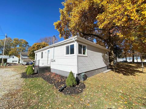 709 Union St, Lagrange, IN 46761 photo 3