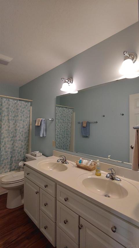 326 Willard Dr, Auburn, IN 46706 photo 21