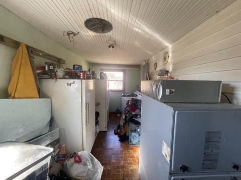 402 Porter Burton Rd, Mitchell, IN 47446 photo 2