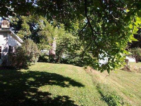 906 10th St, Covington, IN 47932 photo 6