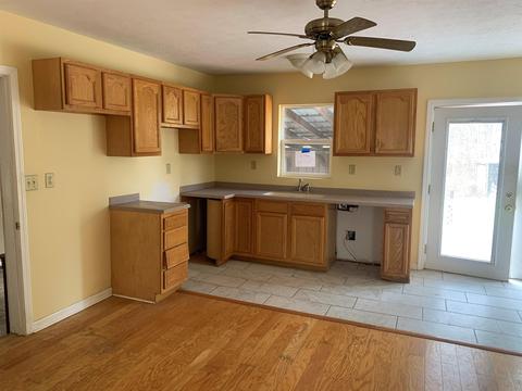 4585 N Thomas Rd, Bloomington, IN 47404 photo 3