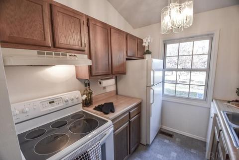 655 E Heather Dr, Bloomington, IN 47401 photo 8