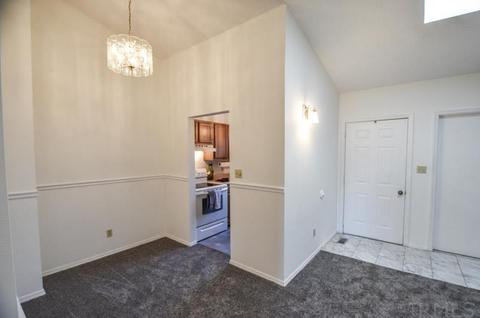 655 E Heather Dr, Bloomington, IN 47401 photo 4