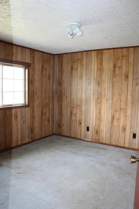 303 E Vine St, Mitchell, IN 47446 photo 8