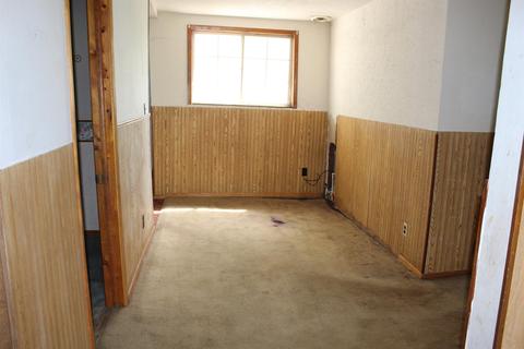 303 E Vine St, Mitchell, IN 47446 photo 9