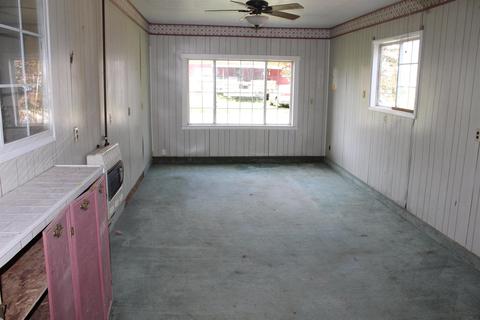 303 E Vine St, Mitchell, IN 47446 photo 13