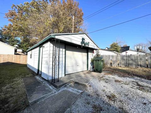 431 S Section St, Sullivan, IN 47882 photo 2
