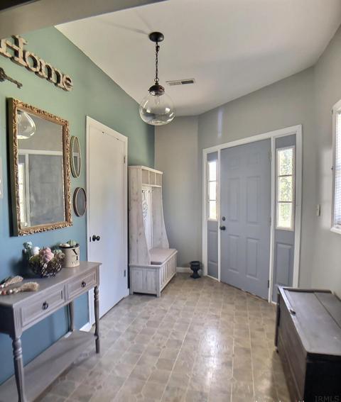 305 Washington St, Windfall, IN 46076 photo 4