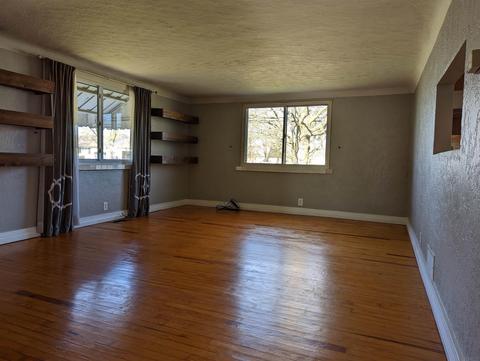 321 James St, Butler, IN 46721 photo 18