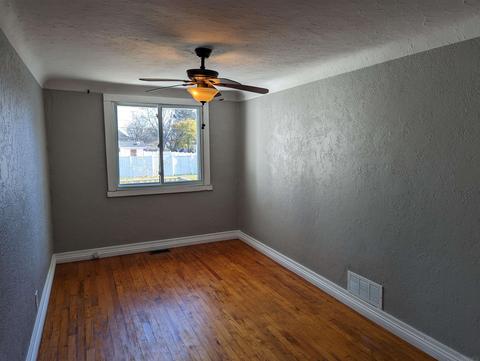 321 James St, Butler, IN 46721 photo 16