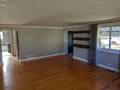 321 James St, Butler, IN 46721 photo 19
