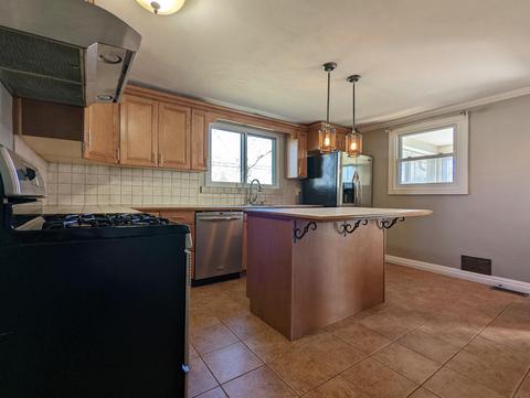 321 James St, Butler, IN 46721 photo 14
