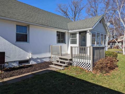 321 James St, Butler, IN 46721 photo 6