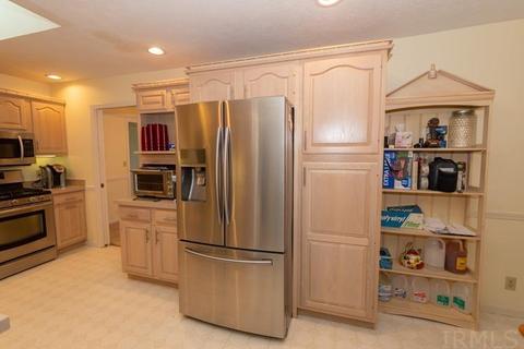 51114 Pheasant Run Dr, Granger, IN 46530 photo 18