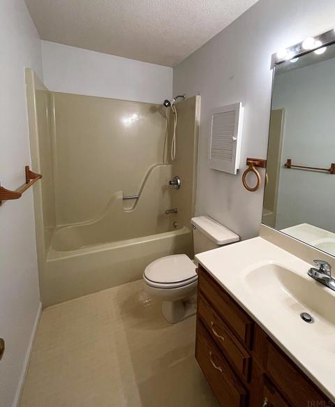 689 W Ryan Rd, Bloomington, IN 47403 photo 10