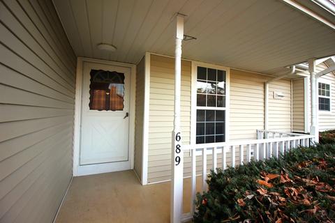 689 W Ryan Rd, Bloomington, IN 47403 photo 2