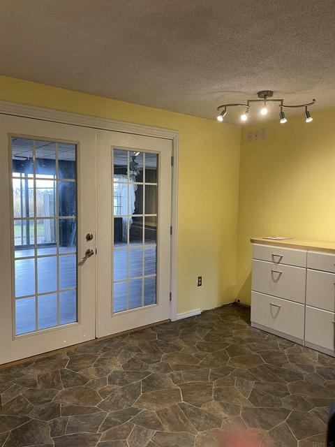 225 E Walnut St, Waterloo, IN 46793 photo 5