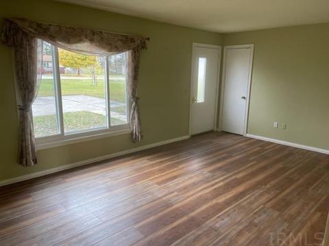 225 E Walnut St, Waterloo, IN 46793 photo 2