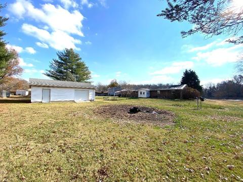 4 Lakeside Dr, Lyons, IN 47443 photo 5