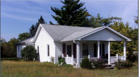 407 N Jackson St, Bedford, IN 47421 photo 1