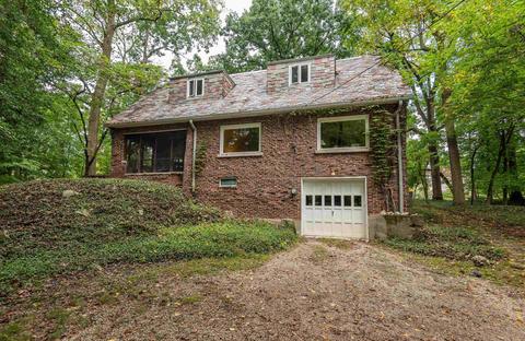 1320 E 1st St, Bloomington, IN 47401 photo 3