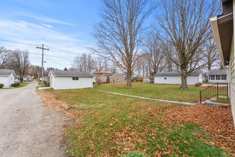 309 E Main St, Albion, IN 46701 photo 28