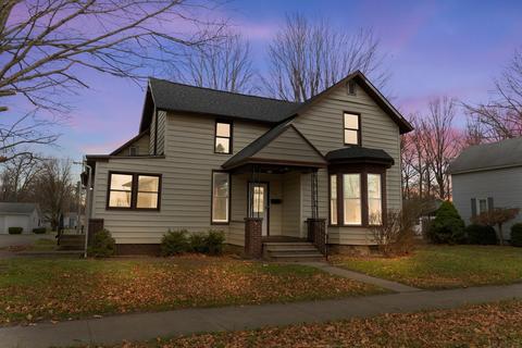 309 E Main St, Albion, IN 46701 photo 2