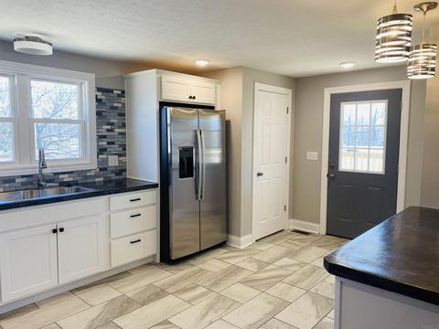 2000 Williams Rd, Bedford, IN 47421 photo 9