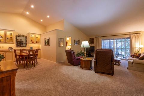 736 E Pepperridge Dr, Bloomington, IN 47401 photo 4