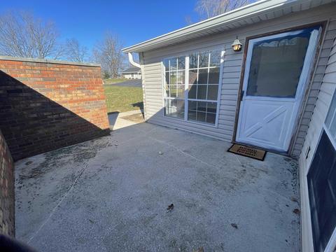 1184 E Regency Dr, Bloomington, IN 47401 photo 3