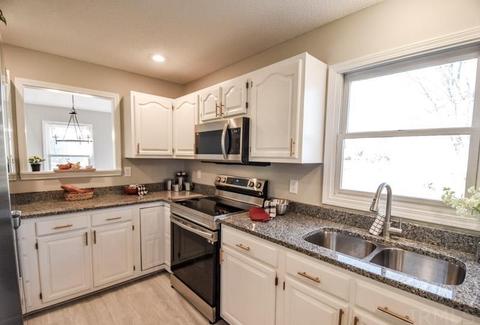 4301 E Whitley Dr, Bloomington, IN 47401 photo 11