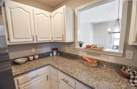 4301 E Whitley Dr, Bloomington, IN 47401 photo 10