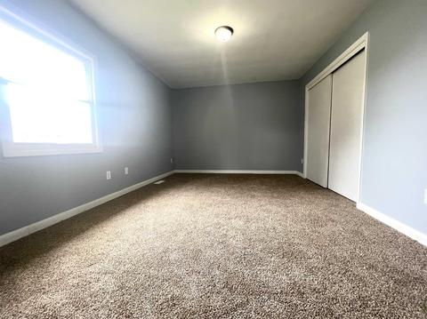 7866 E State St, Dugger, IN 47848 photo 12