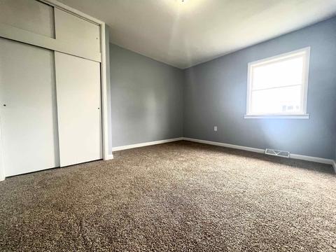 7866 E State St, Dugger, IN 47848 photo 6